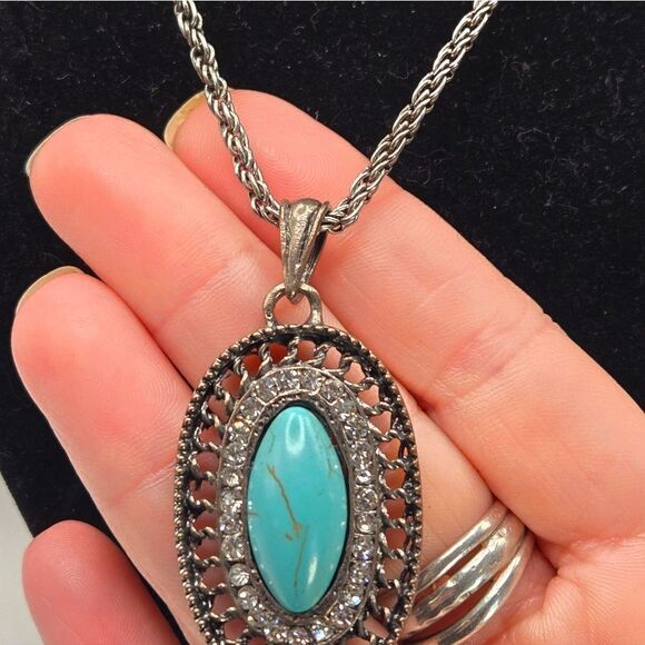 "5/$25" Silvertone Bronze Turquoise Rhinestone Southwestern Pendant Necklace - Picture 8 of 10